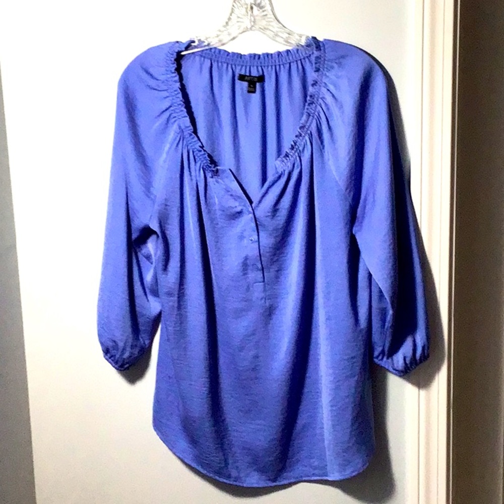 Periwinkle is my favorite color!  So becoming.